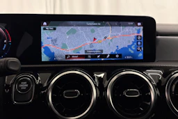 valkoinen Mercedes-Benz A 2021 kuva 16.