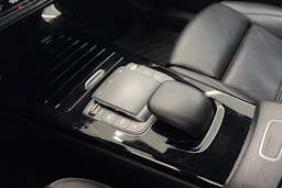 valkoinen Mercedes-Benz A 2021 kuva 25.