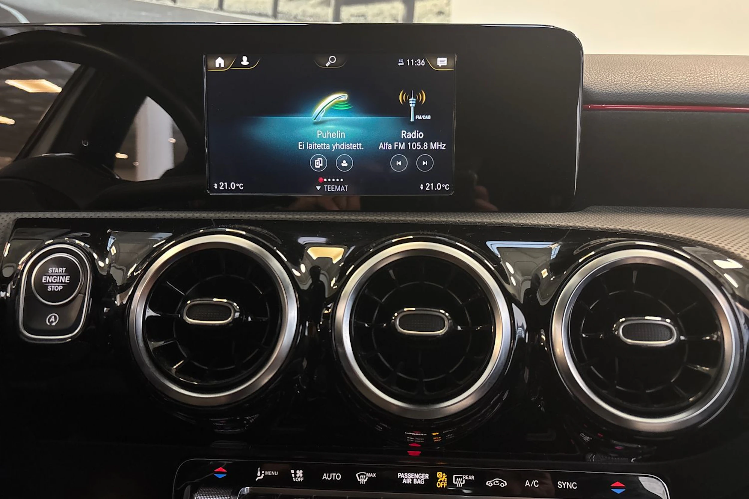 harmaa Mercedes-Benz A 2021 kuva 17.