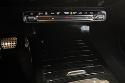 harmaa Mercedes-Benz A 2021 kuva 18.