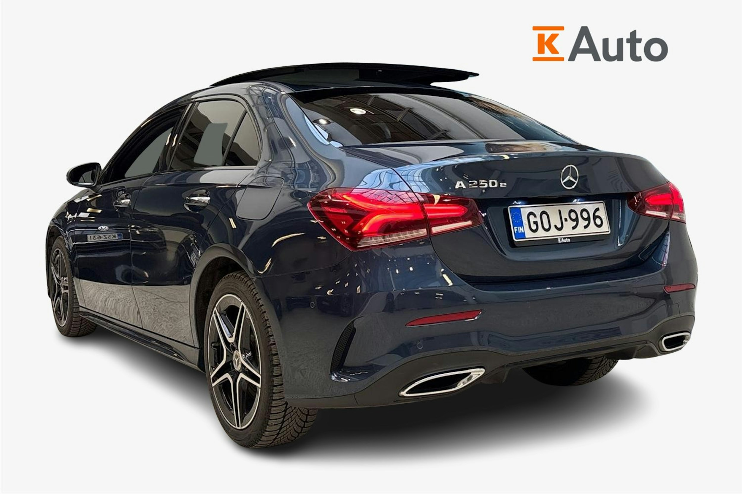 sininen Mercedes-Benz A 2021 kuva 2.