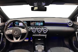 sininen Mercedes-Benz A 2021 kuva 9.