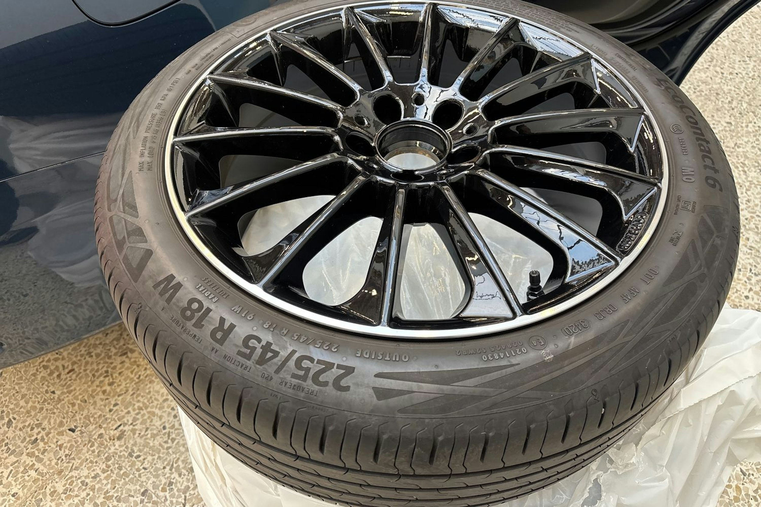 sininen Mercedes-Benz A 2021 kuva 18.