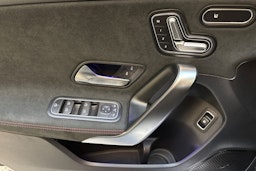 sininen Mercedes-Benz A 2021 kuva 35.