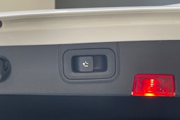valkoinen Mercedes-Benz A 2021 kuva 14.
