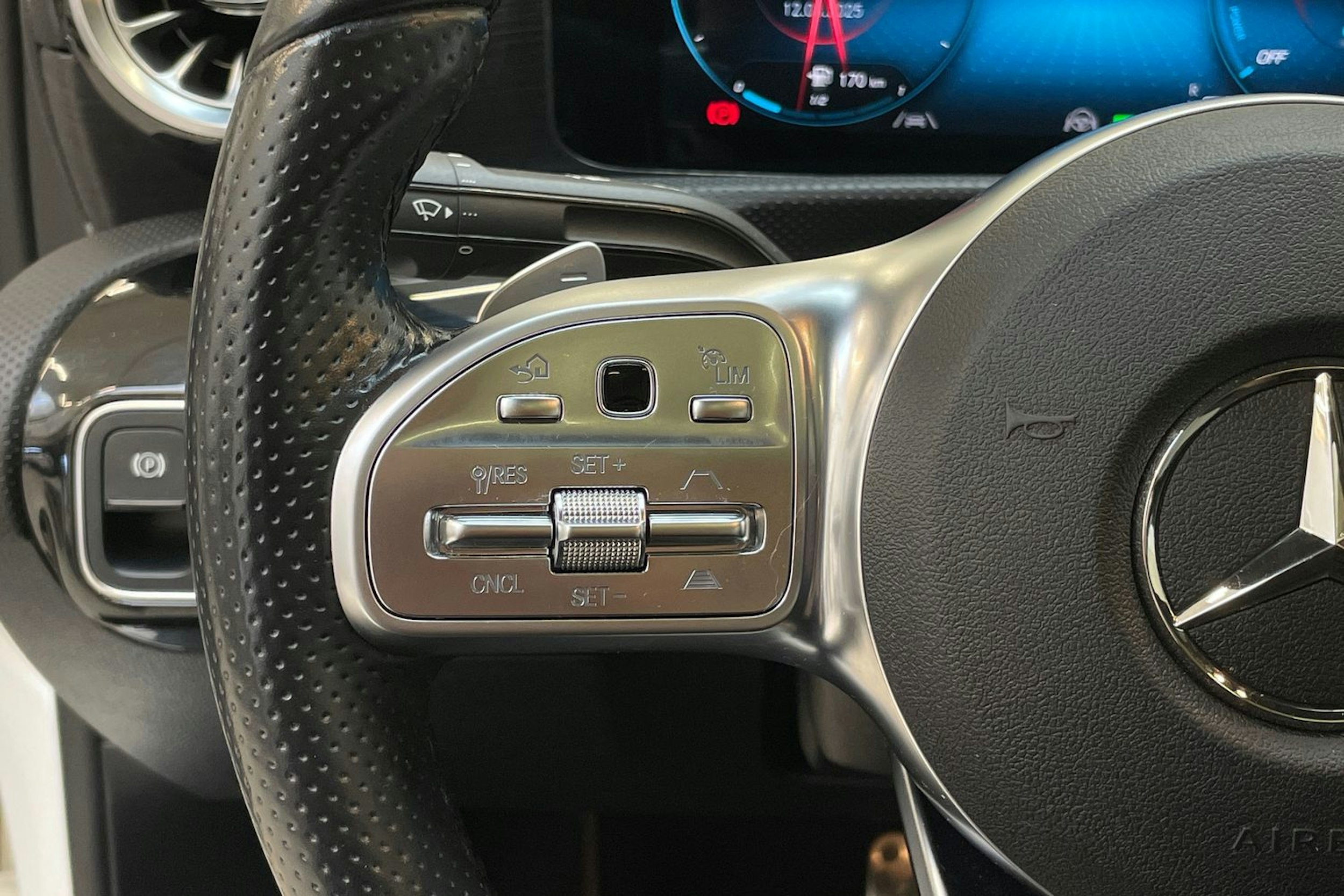 valkoinen Mercedes-Benz A 2021 kuva 16.