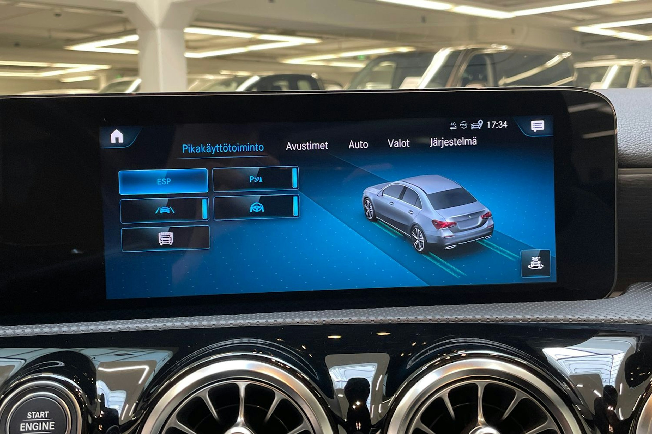 valkoinen Mercedes-Benz A 2021 kuva 25.