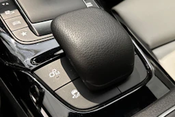 harmaa Mercedes-Benz A 35 AMG 2021 kuva 30.
