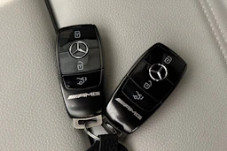 harmaa Mercedes-Benz A 35 AMG 2021 kuva 31.
