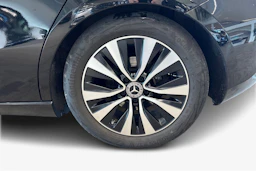 musta Mercedes-Benz A 2021 kuva 9.