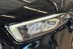 musta Mercedes-Benz A 2021 kuva 13.
