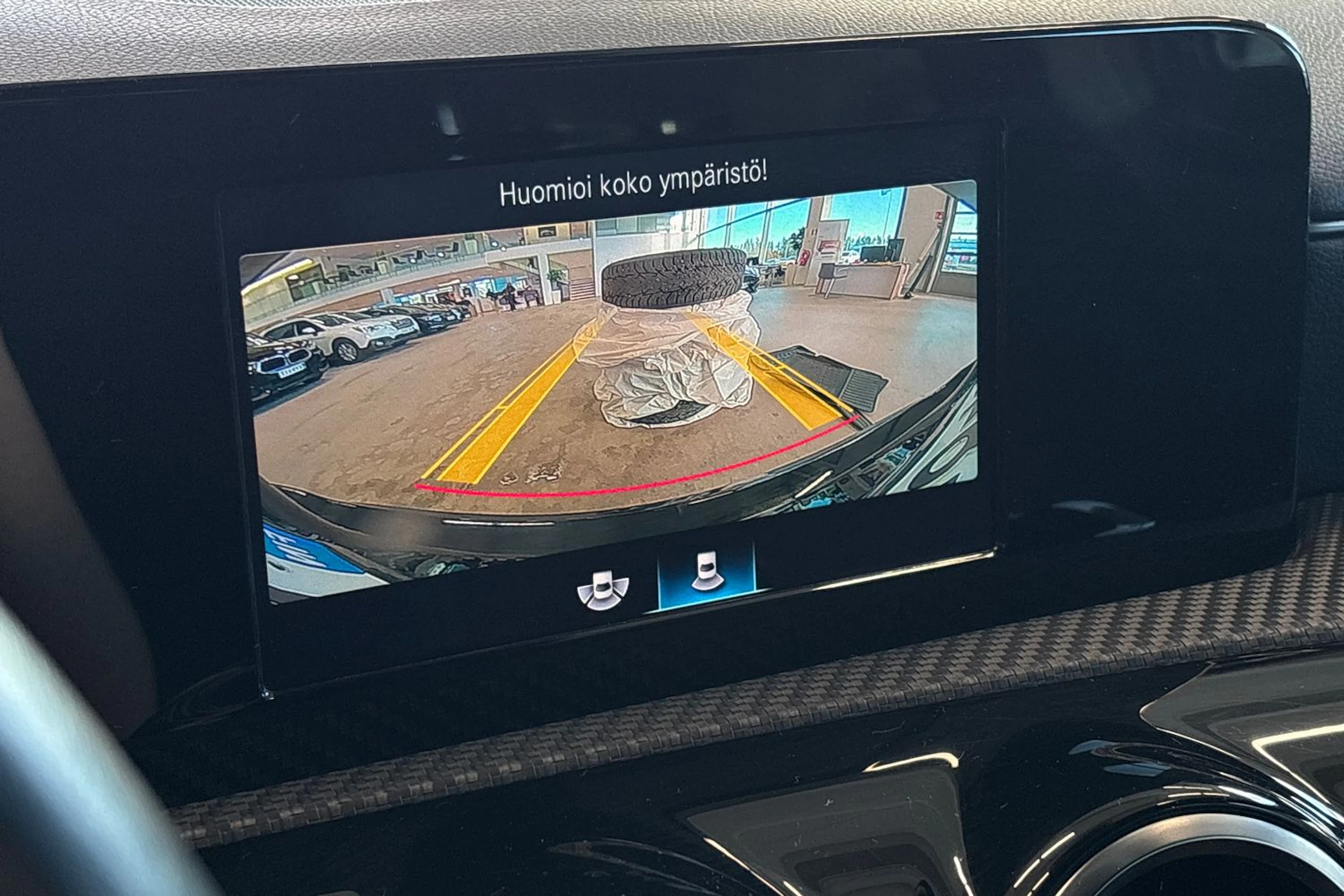 musta Mercedes-Benz A 2021 kuva 35.