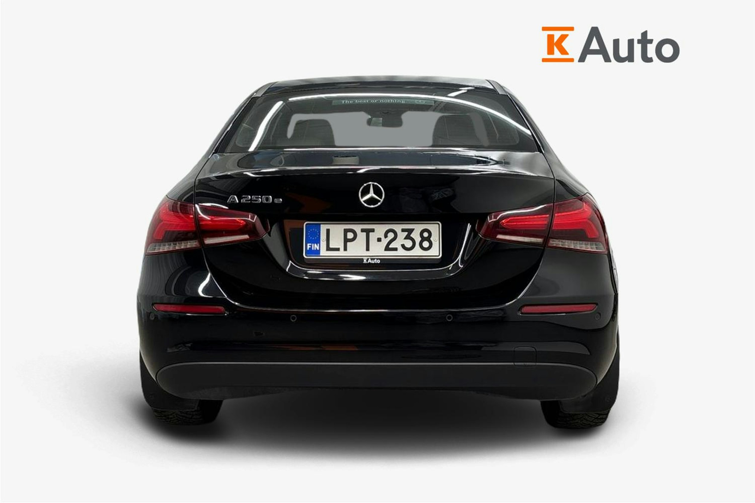 musta Mercedes-Benz A 2021 kuva 3.