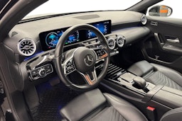 musta Mercedes-Benz A 2021 kuva 6.