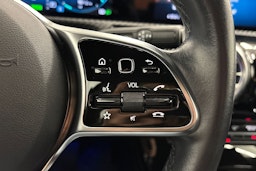 musta Mercedes-Benz A 2021 kuva 14.