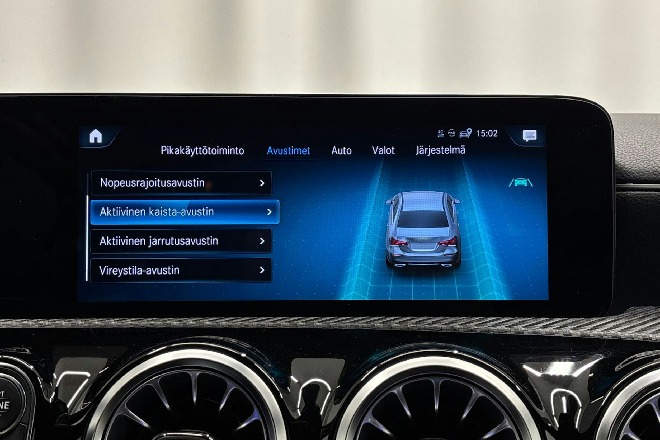 musta Mercedes-Benz A 2021 kuva 18.