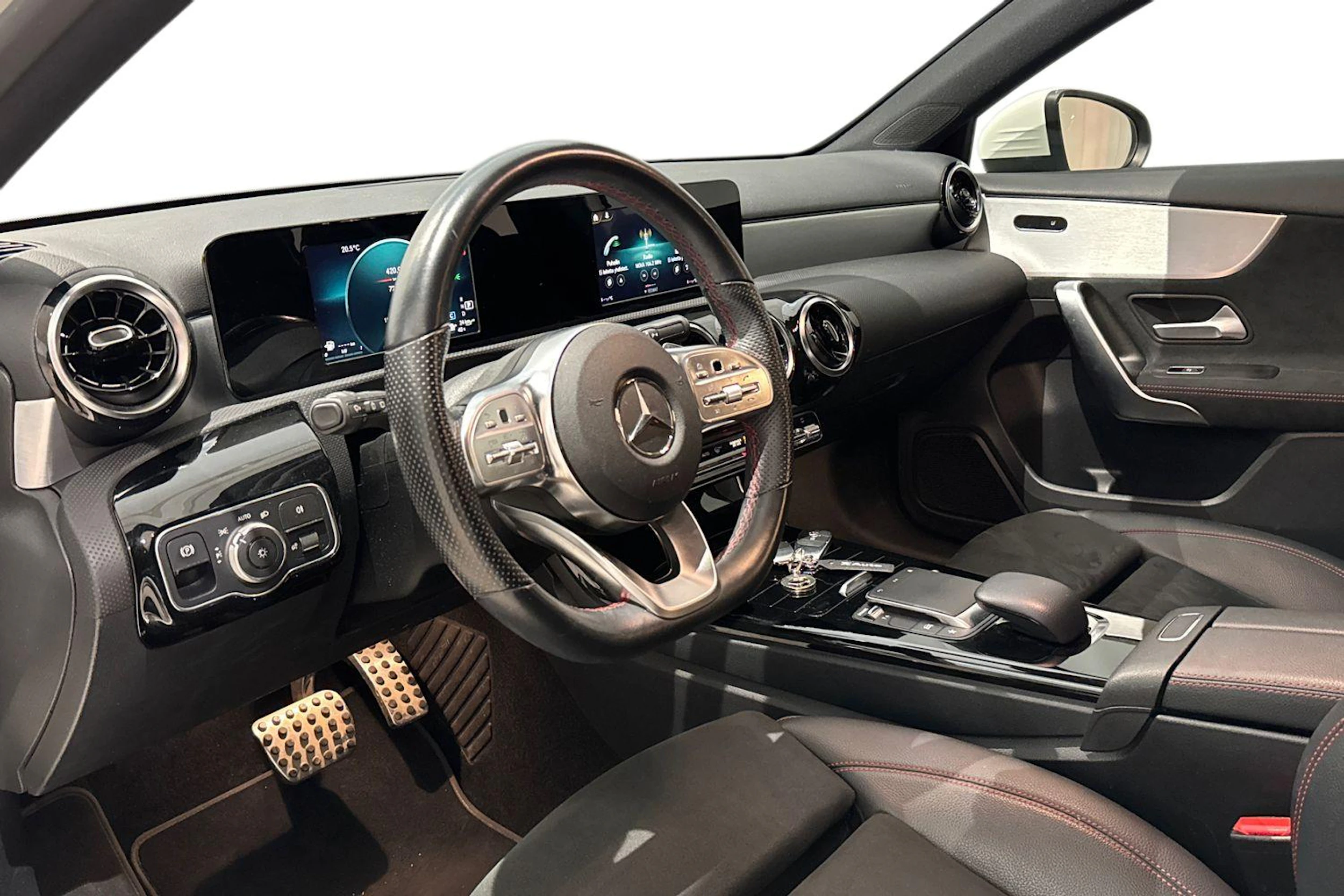 valkoinen Mercedes-Benz A 2021 kuva 6.