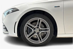 valkoinen Mercedes-Benz A 2021 kuva 9.