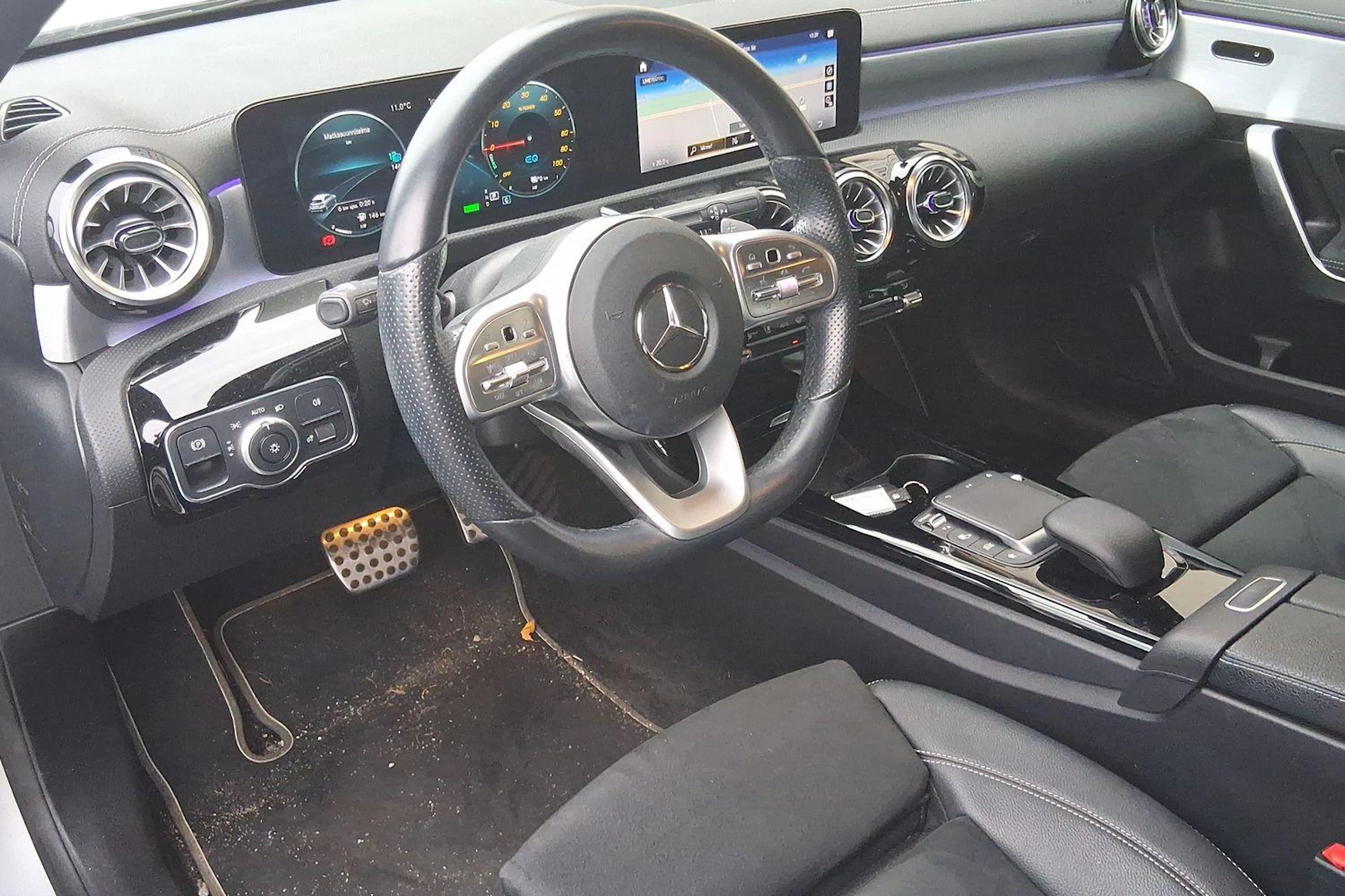 harmaa Mercedes-Benz A 2021 kuva 3.