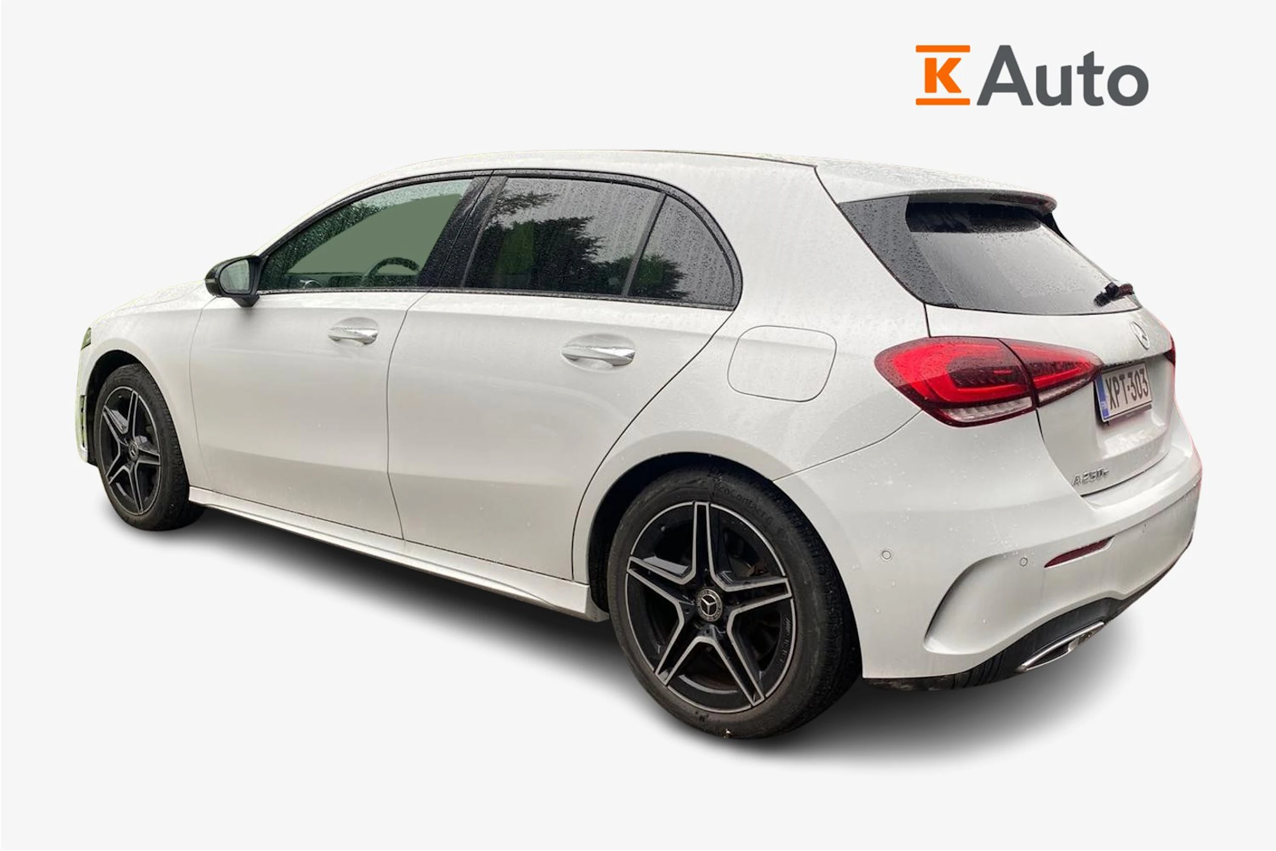Valkoinen Mercedes-Benz A 2021 kuva 2.