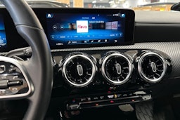 musta Mercedes-Benz A 2021 kuva 21.