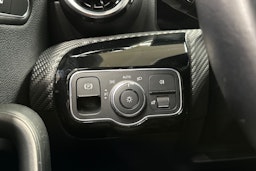 musta Mercedes-Benz A 2021 kuva 26.