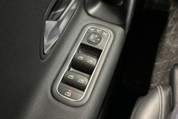 musta Mercedes-Benz A 2021 kuva 28.