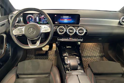 musta Mercedes-Benz A 2021 kuva 9.