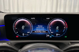 keltainen Mercedes-Benz A 2021 kuva 16.