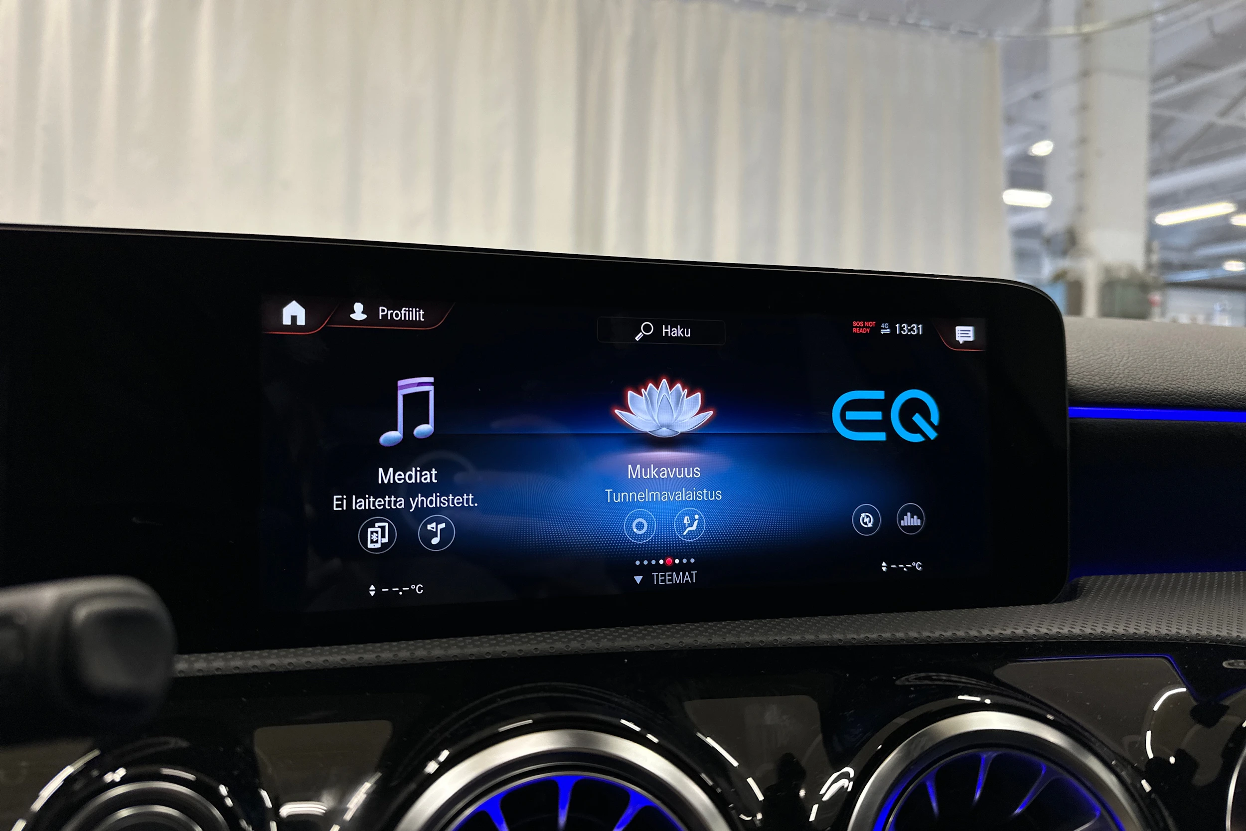 keltainen Mercedes-Benz A 2021 kuva 18.