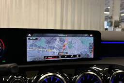 keltainen Mercedes-Benz A 2021 kuva 22.