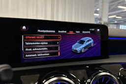 keltainen Mercedes-Benz A 2021 kuva 28.