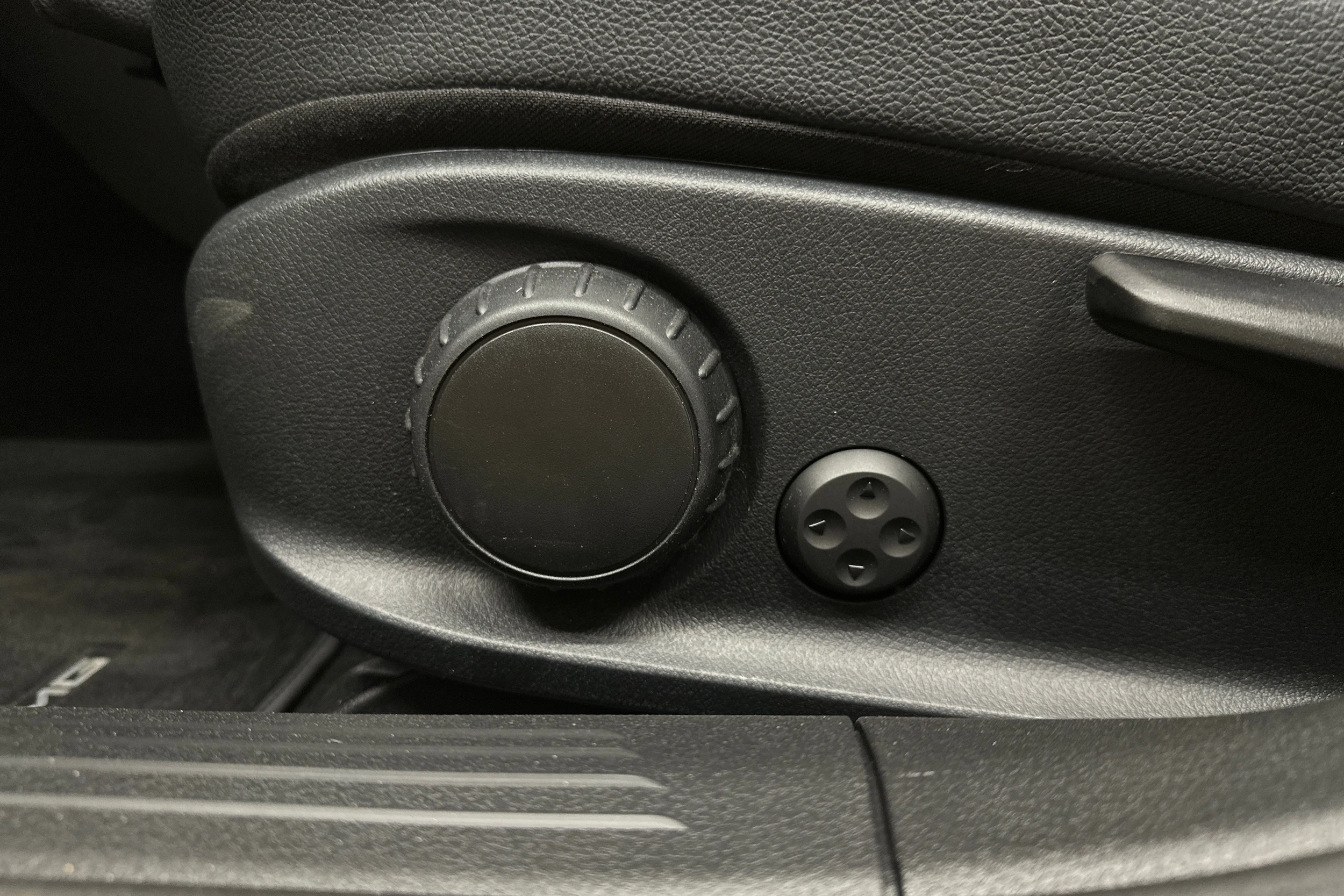 keltainen Mercedes-Benz A 2021 kuva 31.