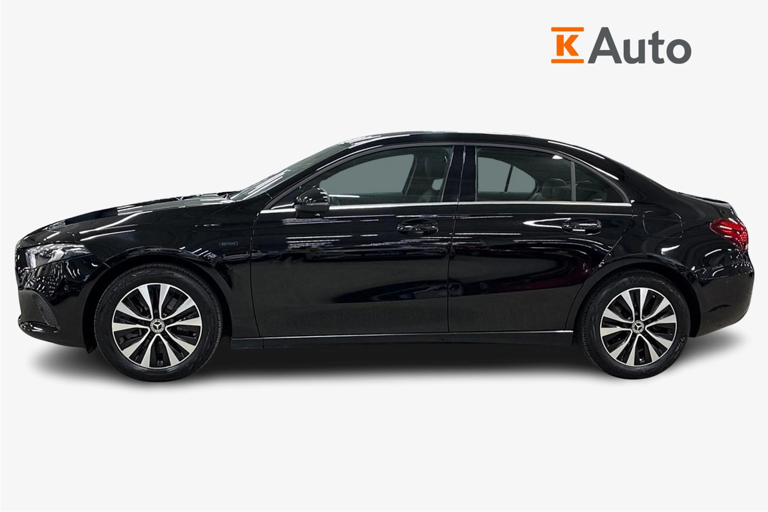 musta Mercedes-Benz A 2021 kuva 5.