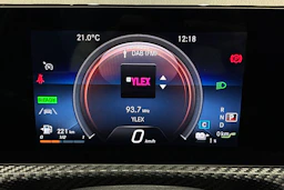 musta Mercedes-Benz A 2021 kuva 12.