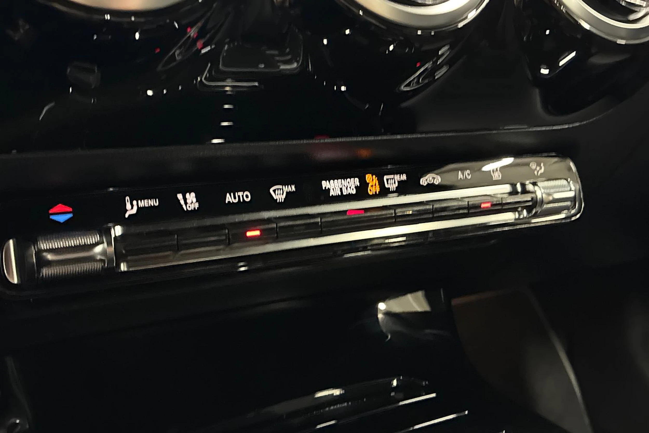 musta Mercedes-Benz A 2021 kuva 18.