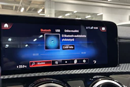 musta Mercedes-Benz A 2021 kuva 21.