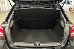 musta Mercedes-Benz A 2021 kuva 14.