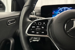 musta Mercedes-Benz A 2021 kuva 17.