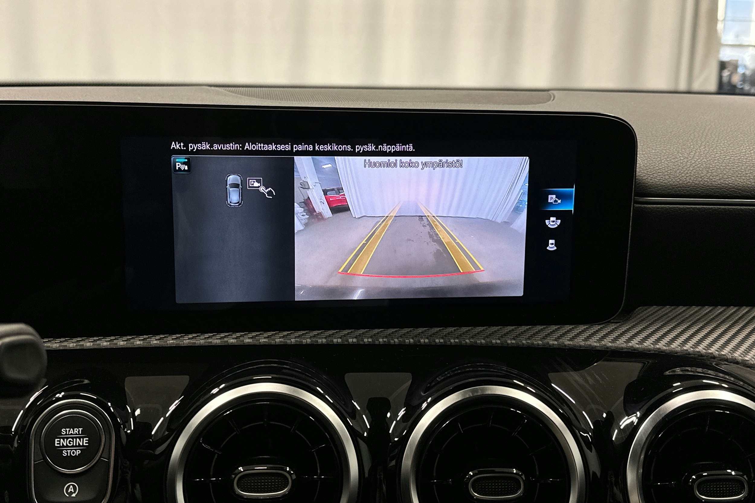 musta Mercedes-Benz A 2021 kuva 26.