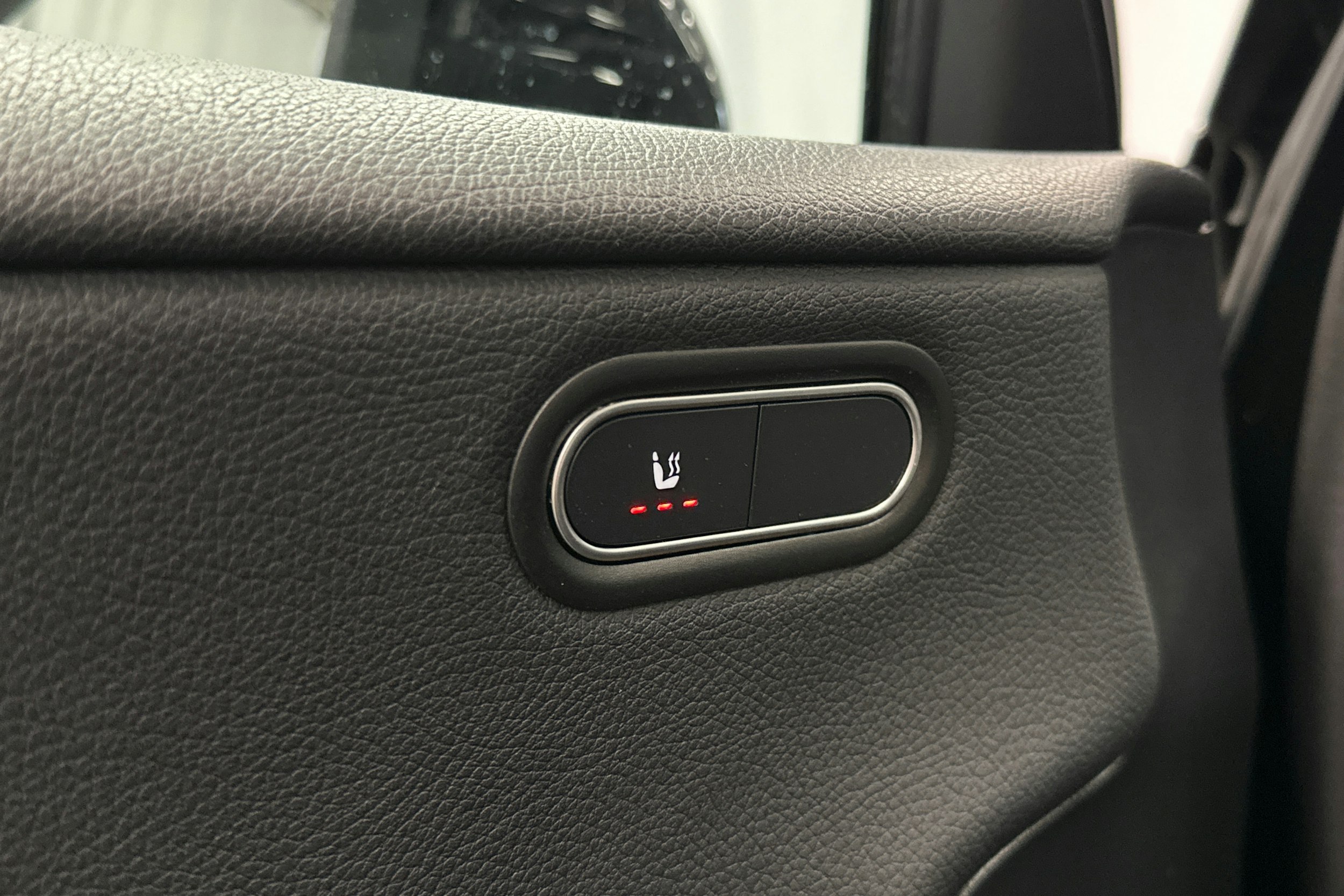 musta Mercedes-Benz A 2021 kuva 28.