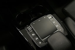 musta Mercedes-Benz A 2021 kuva 29.