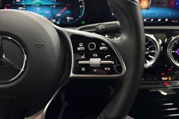 Harmaa Mercedes-Benz A 2021 kuva 16.