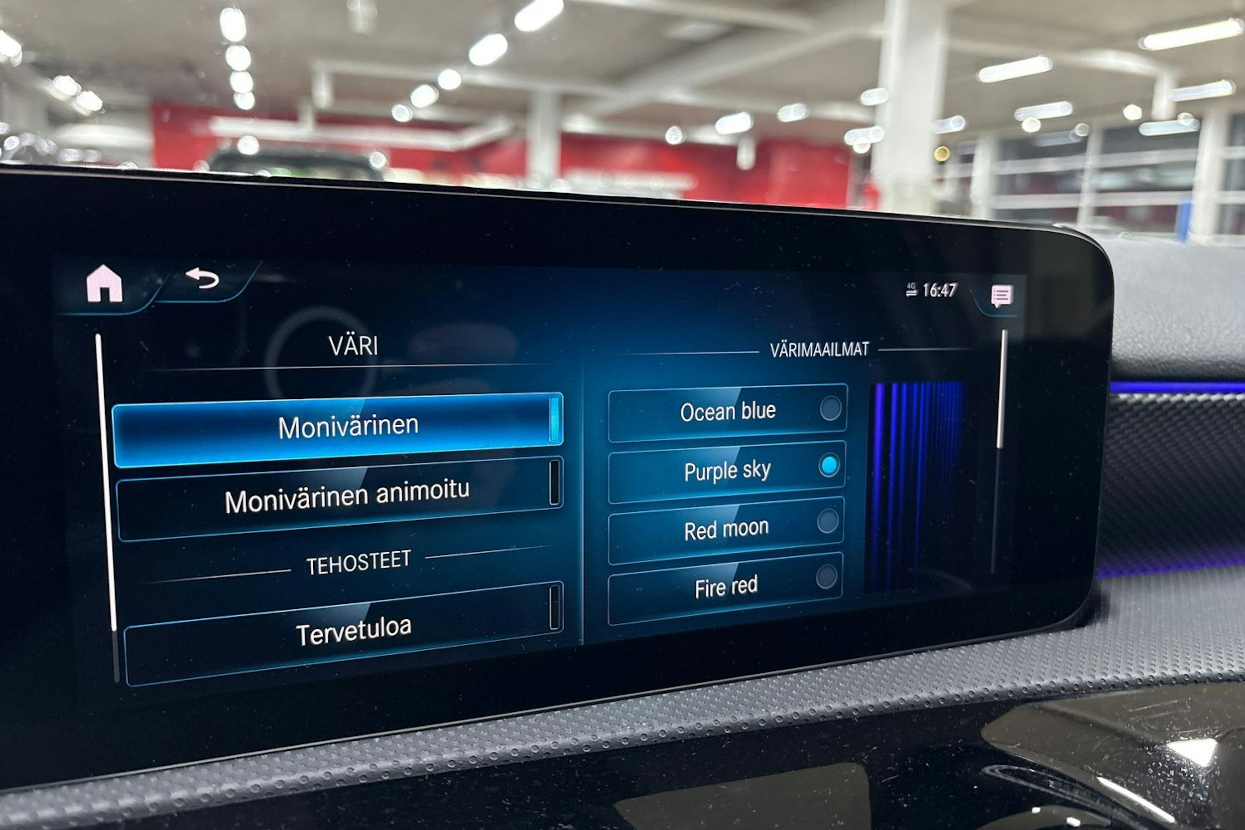 Harmaa Mercedes-Benz A 2021 kuva 20.