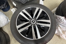 Harmaa Mercedes-Benz A 2021 kuva 27.