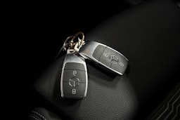 Harmaa Mercedes-Benz A 2021 kuva 28.