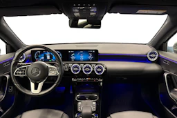 Ruskea (beige) Mercedes-Benz A 2021 kuva 7.