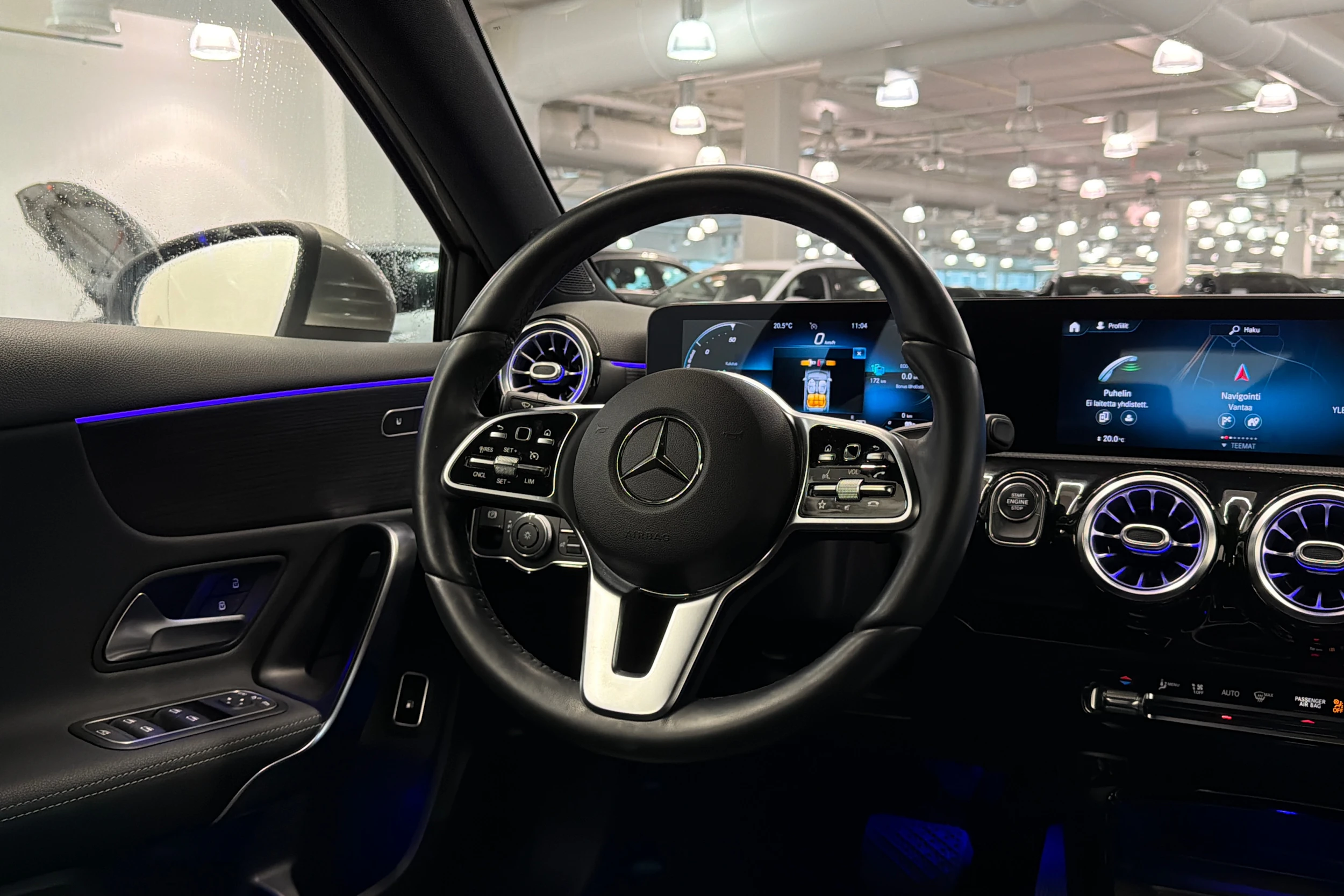 Ruskea (beige) Mercedes-Benz A 2021 kuva 14.