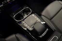 Ruskea (beige) Mercedes-Benz A 2021 kuva 21.