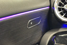 Ruskea (beige) Mercedes-Benz A 2021 kuva 35.